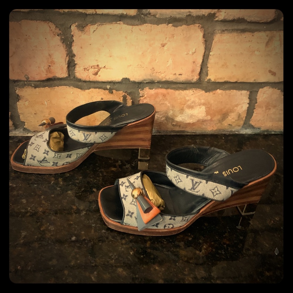 RARE 1st EDITION - Vintage LV Wedge Sandals!